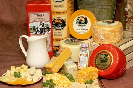Heini’s Cheese and Kauffman Country Bakery