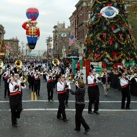 Universal Holiday Parade Universal Holiday Parade